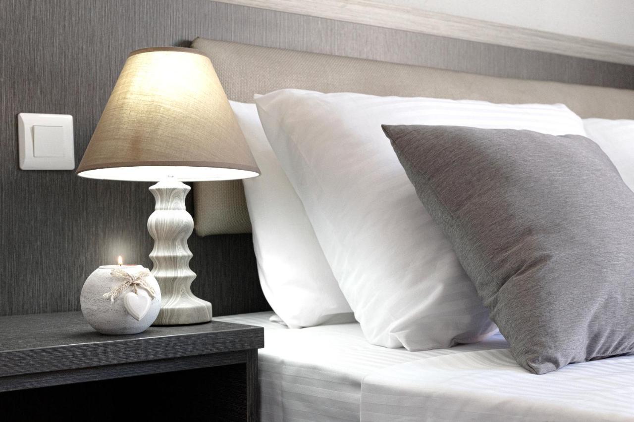 Caretta Blue Apartments Polychrono Ngoại thất bức ảnh
