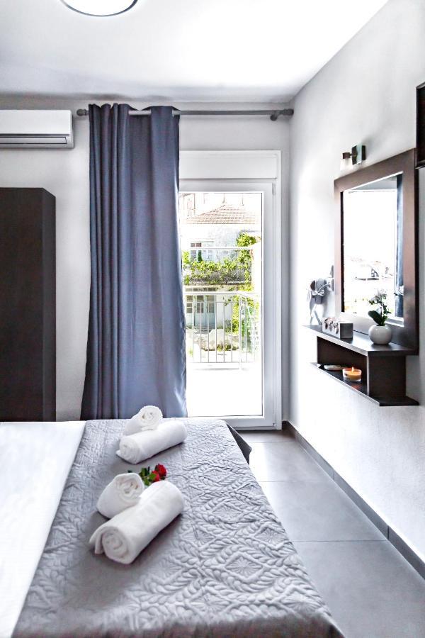 Caretta Blue Apartments Polychrono Ngoại thất bức ảnh