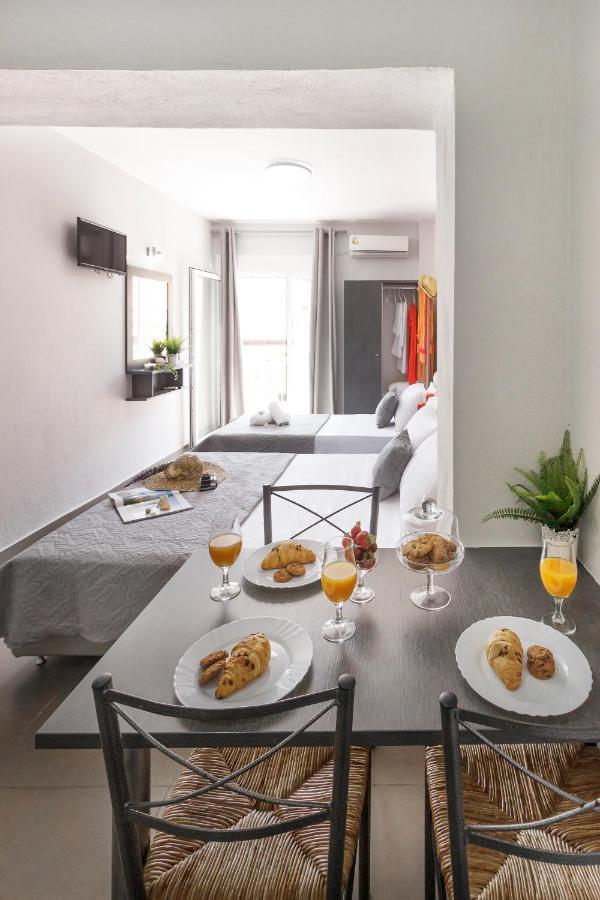 Caretta Blue Apartments Polychrono Ngoại thất bức ảnh